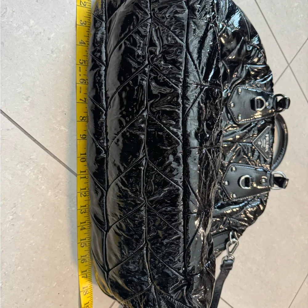 Vintage Prada Black Patent Leather Quilted Shoulder Bag Large - Picture 7 of 8